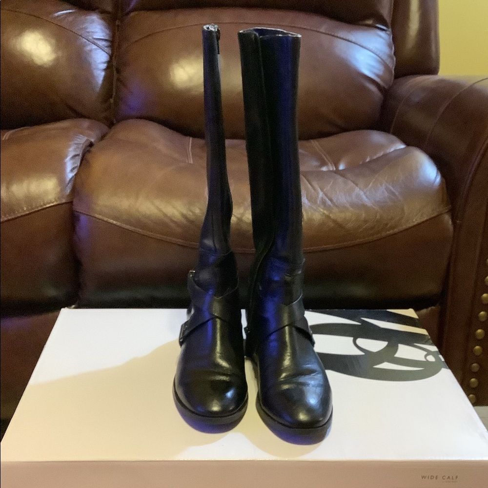 Women’s Boots - Size 7